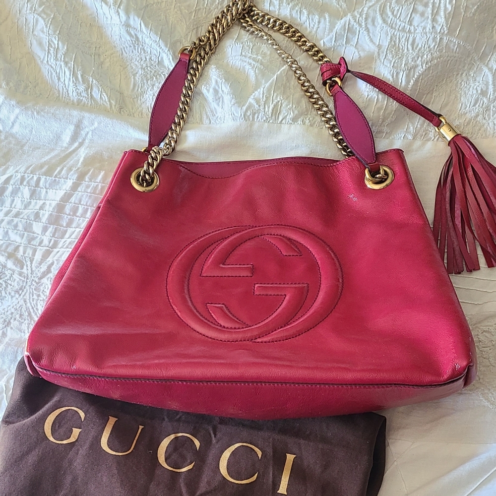 Authentic Gucci Soho Patent Leather Fuschia